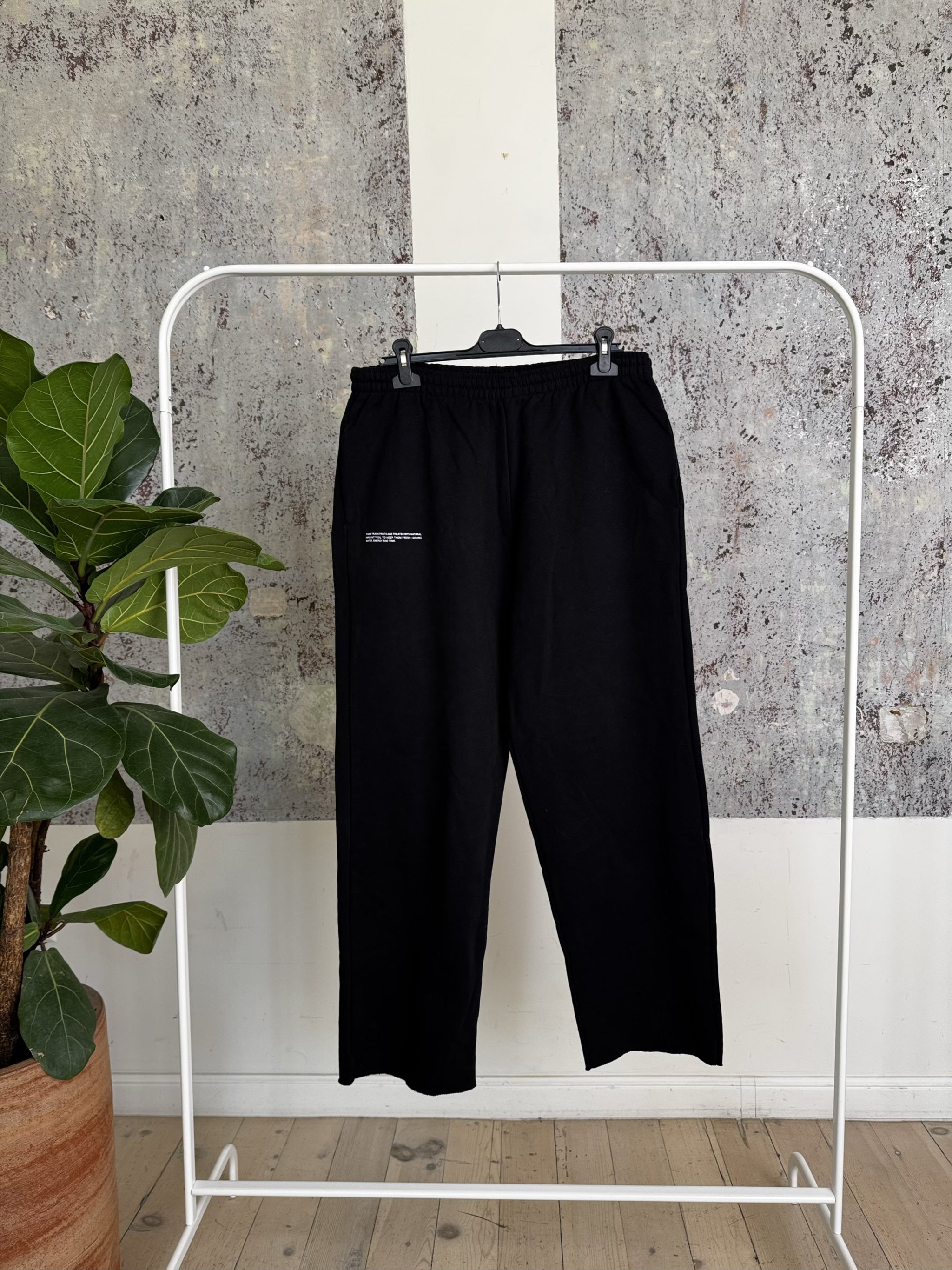 Organic Cotton Loose Track Pants - Black