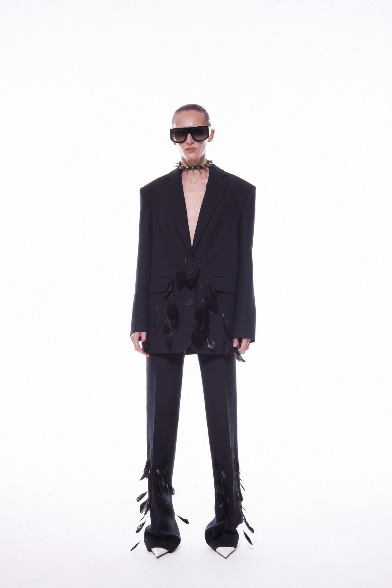 IT GIRL SUNGLASSES IN BLACK