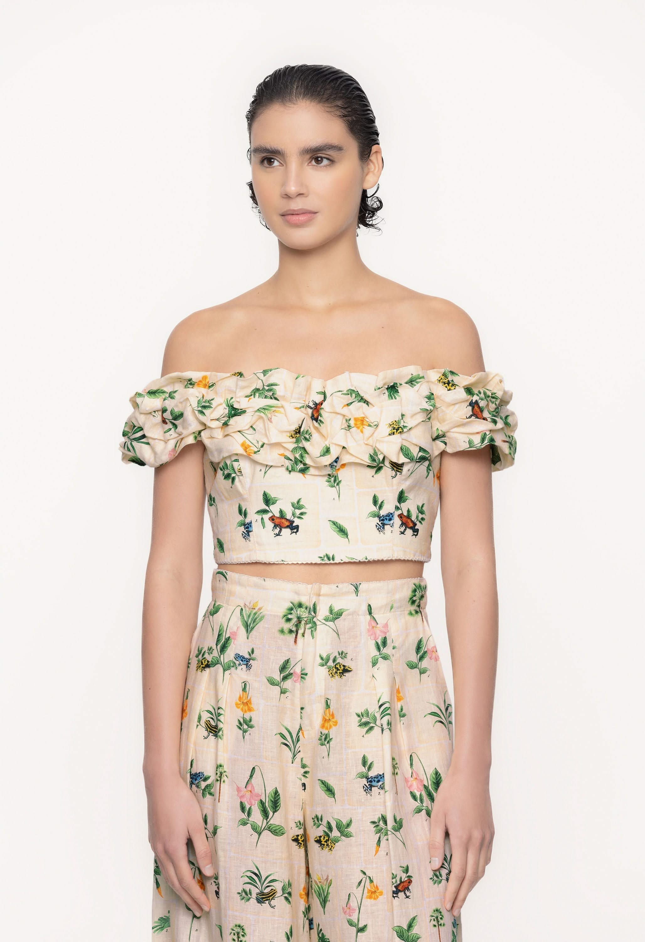Aceituna-Ranas-Linen-Cropped-Top-11283