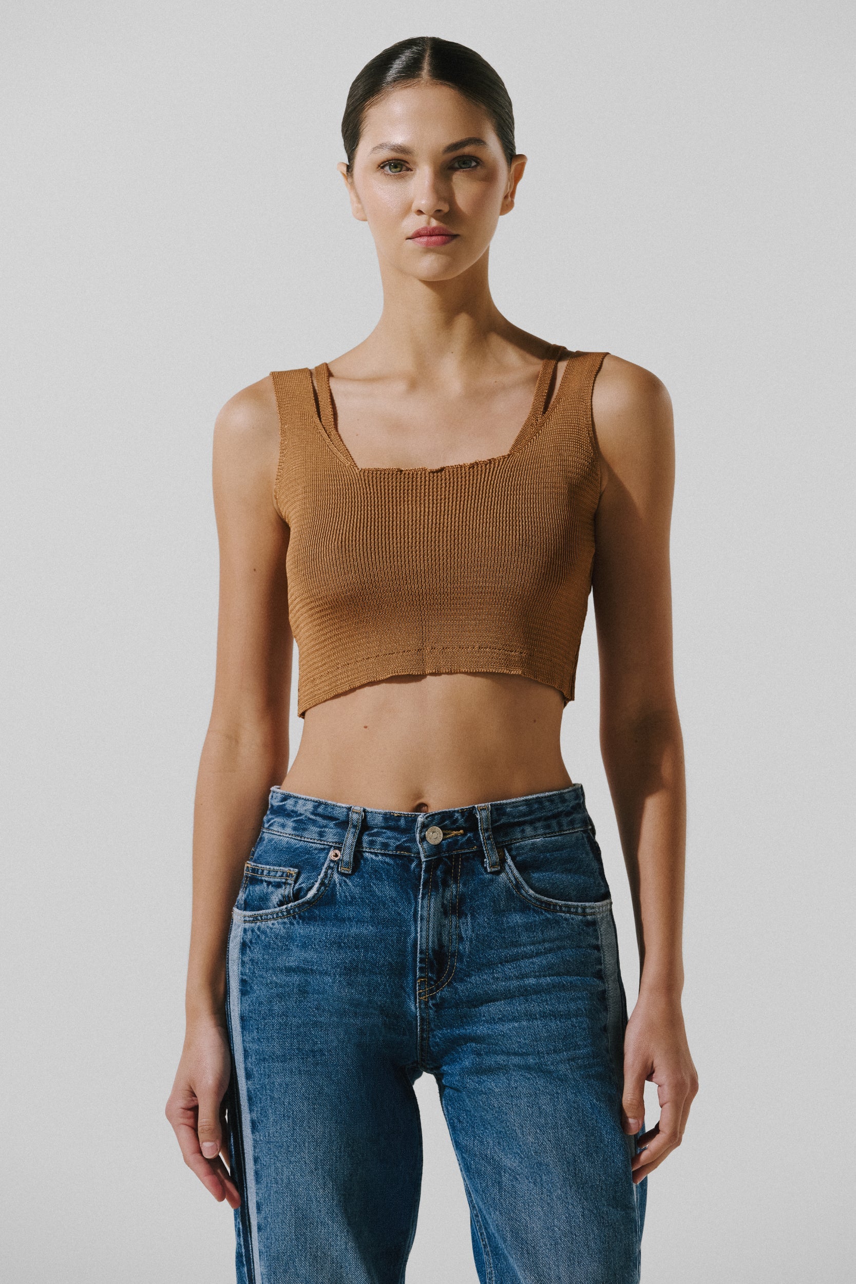 Alani Crop Top