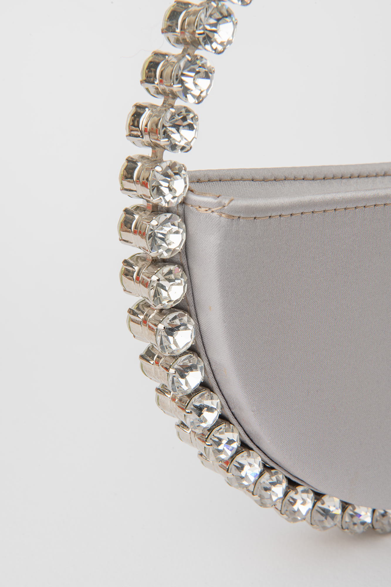 L'alingi Silver Eternity Clutch