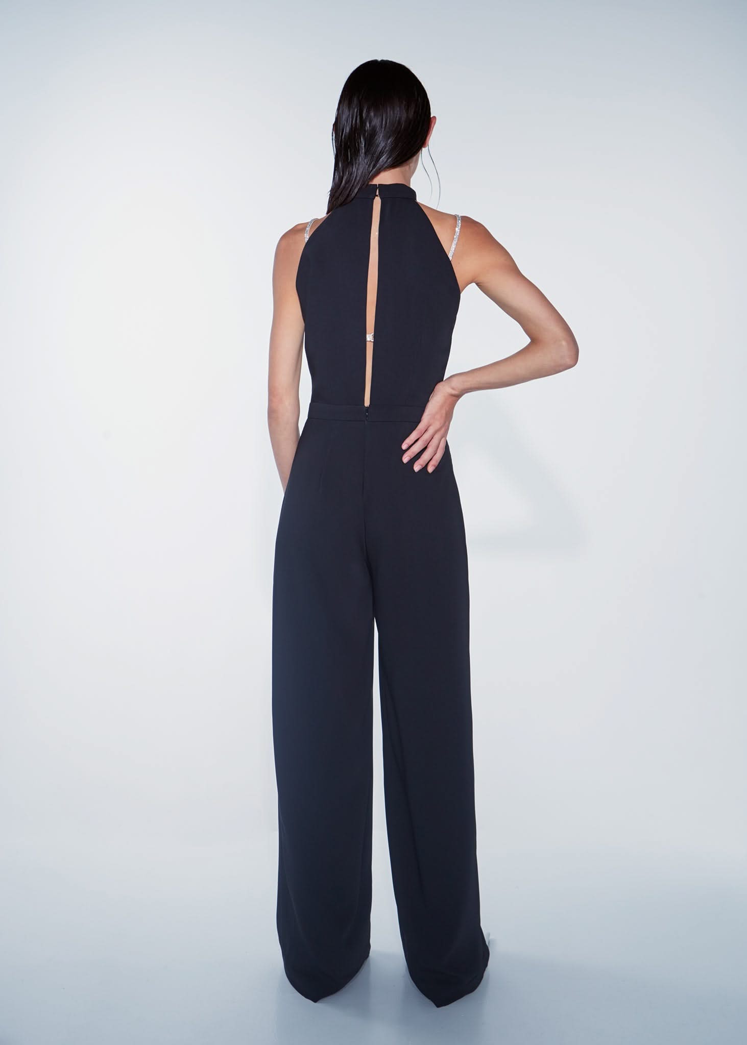 "V" JUMPSUIT - Black