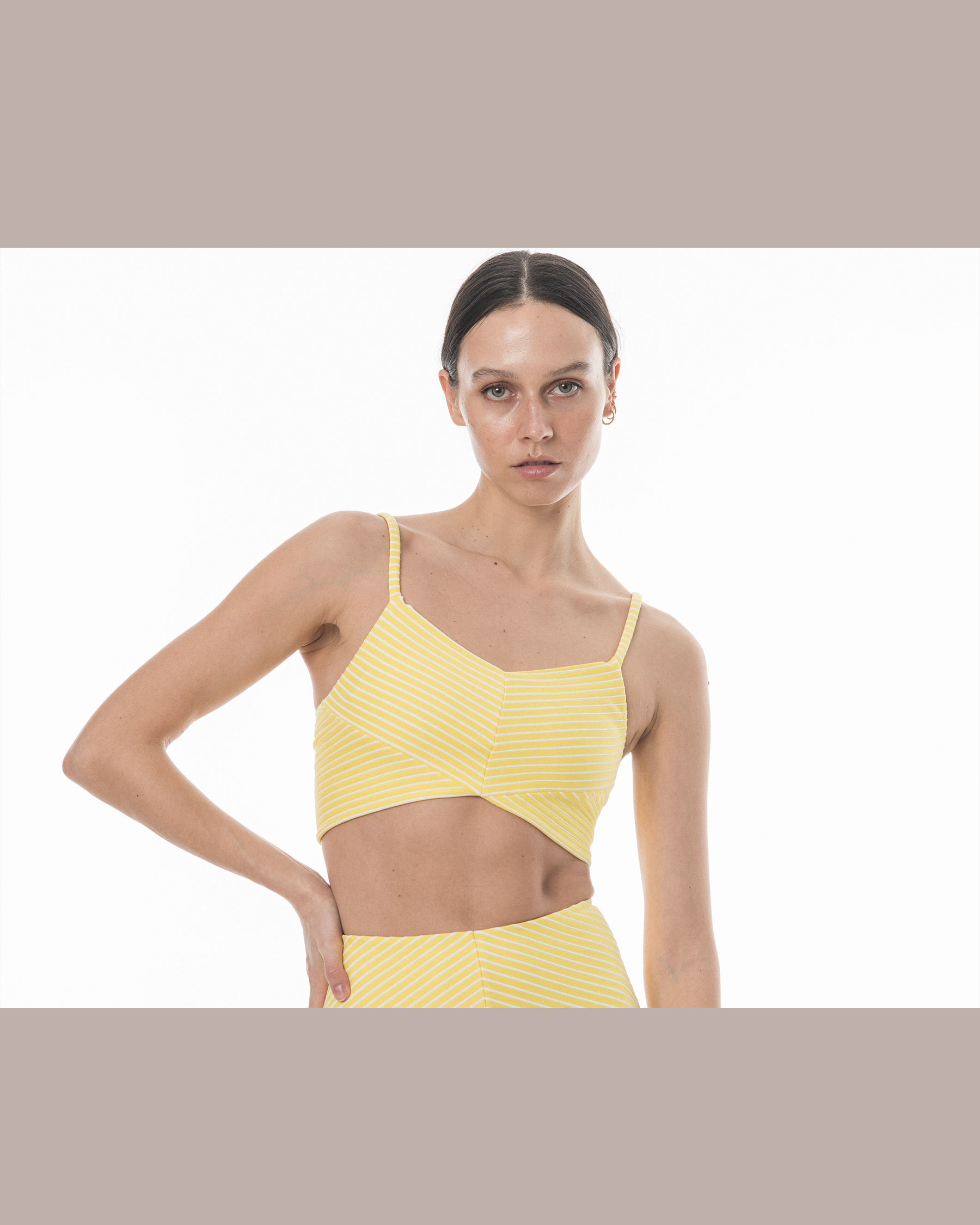 Chloe in Yellow & WHite
