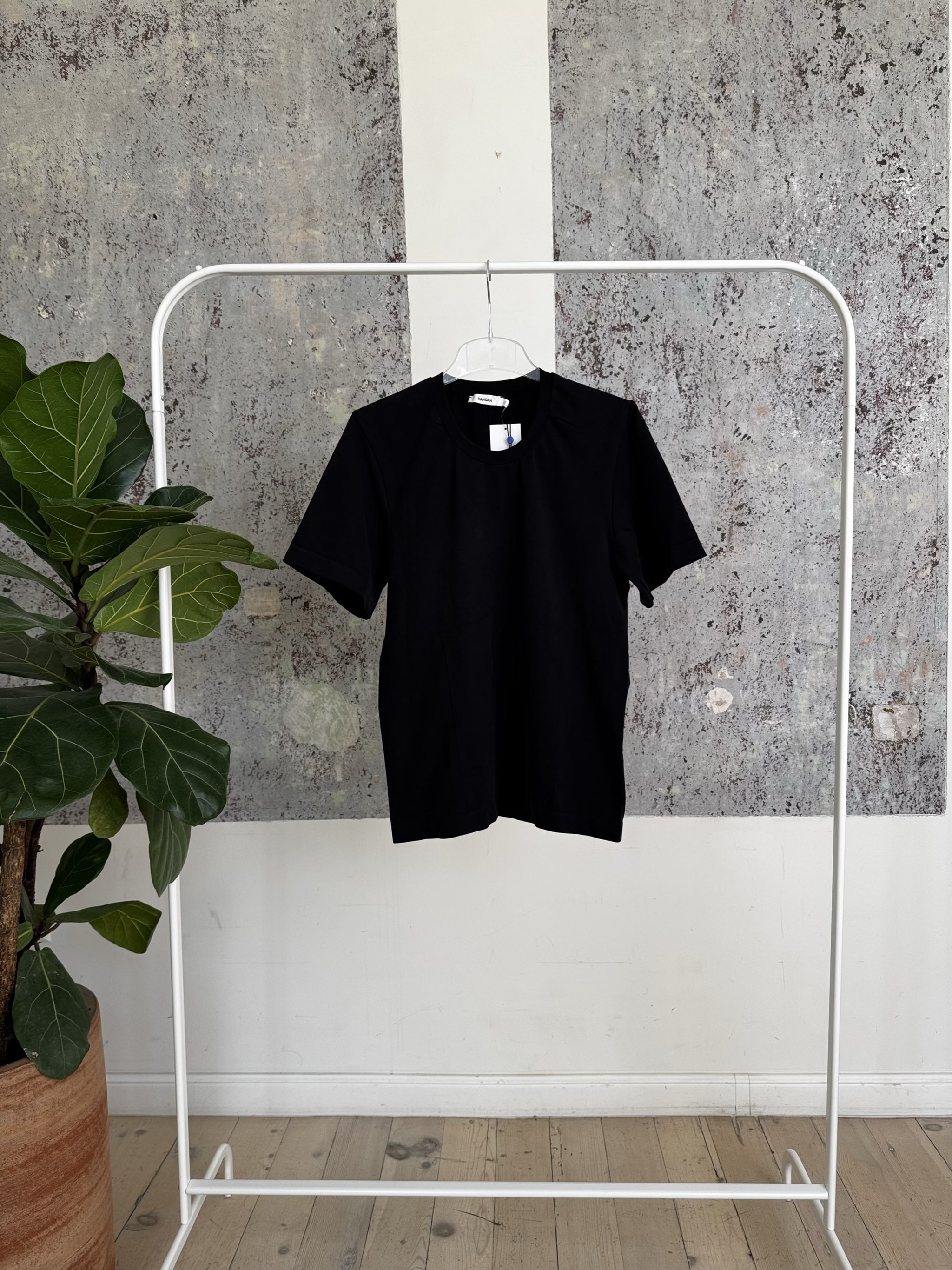 Women's Activewear T-shirt - Black - XL