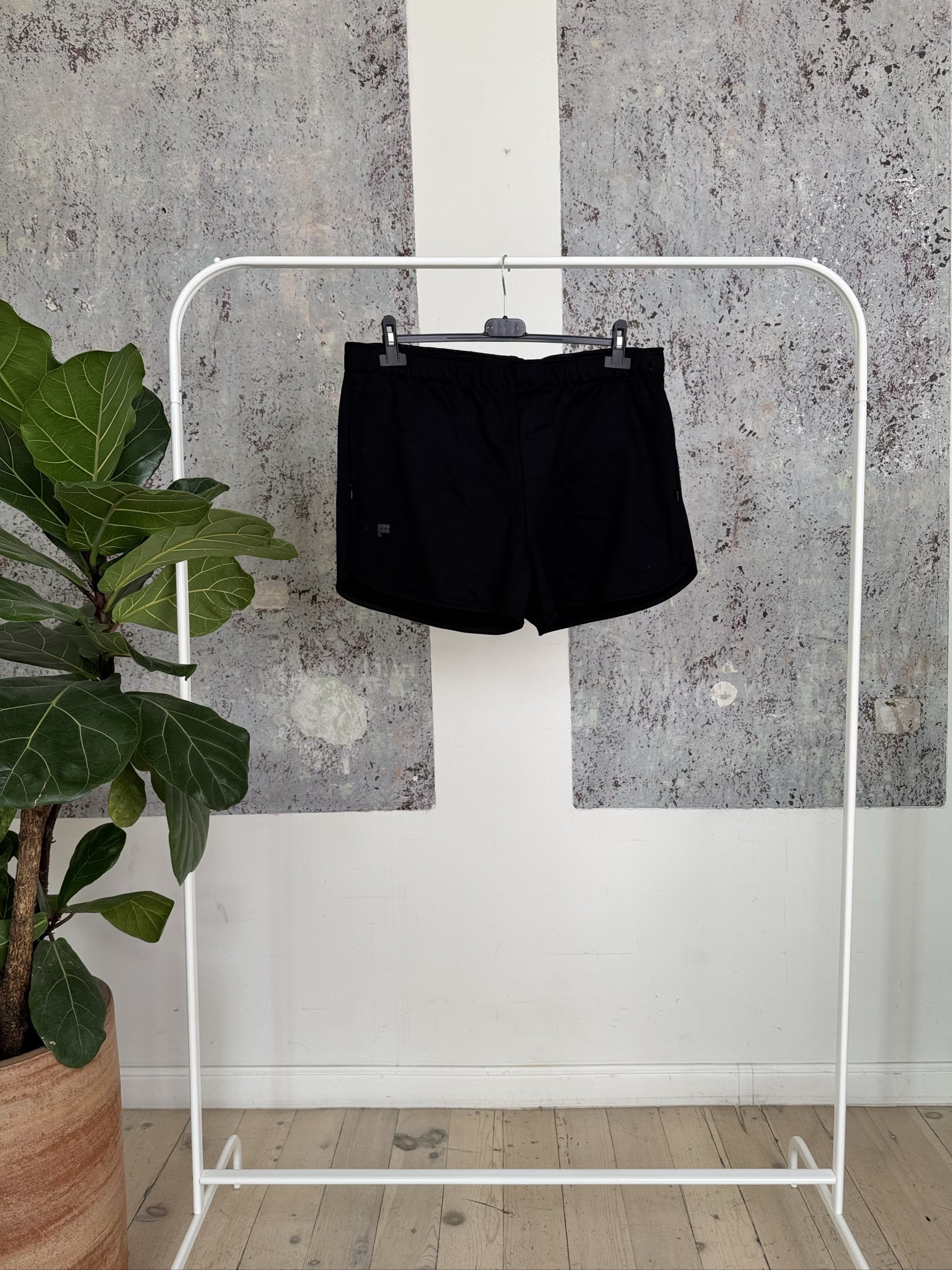 Move Shorts - 10000037 - Black - L
