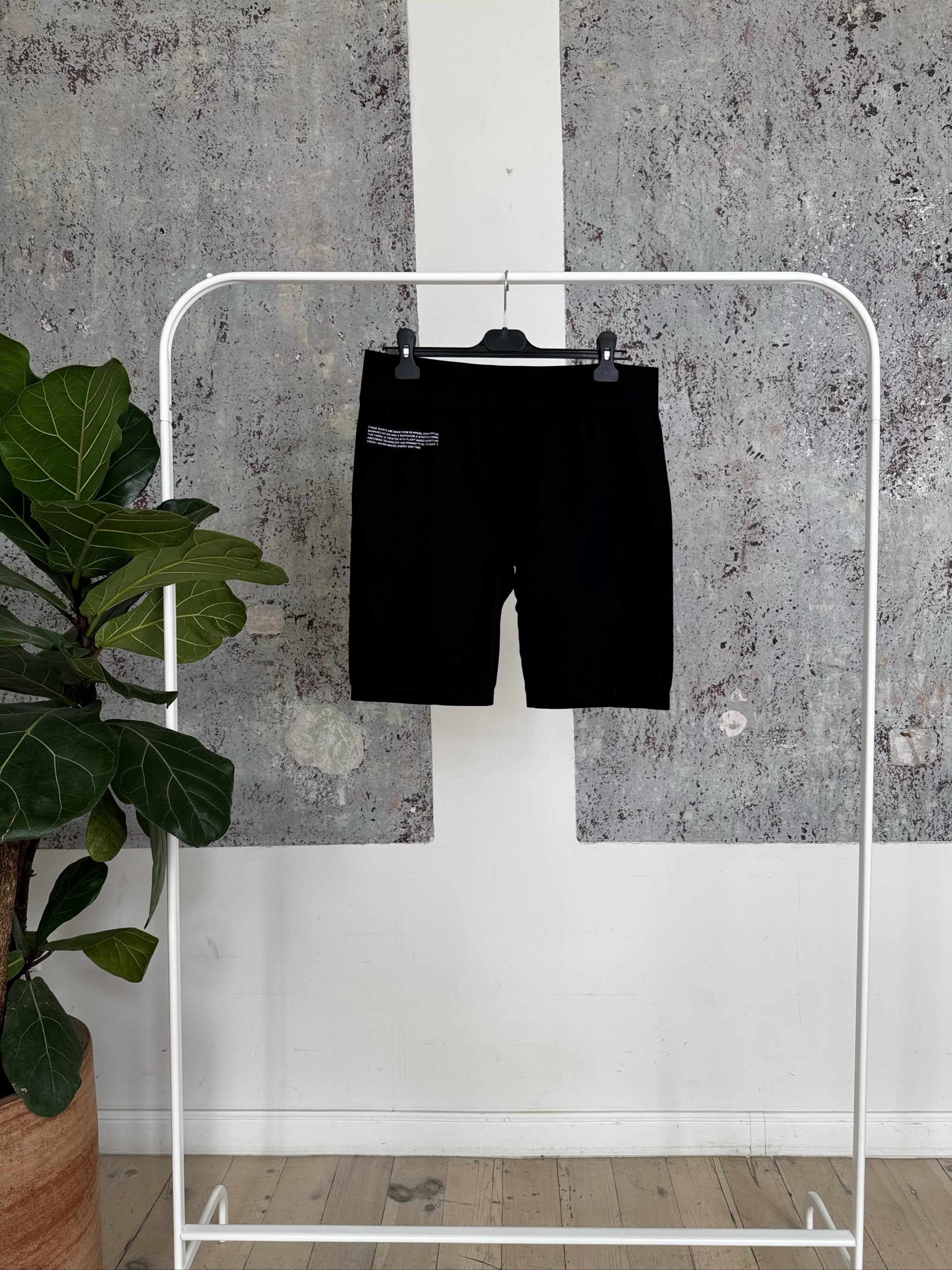 Men's Activewear Shorts - Black - XL