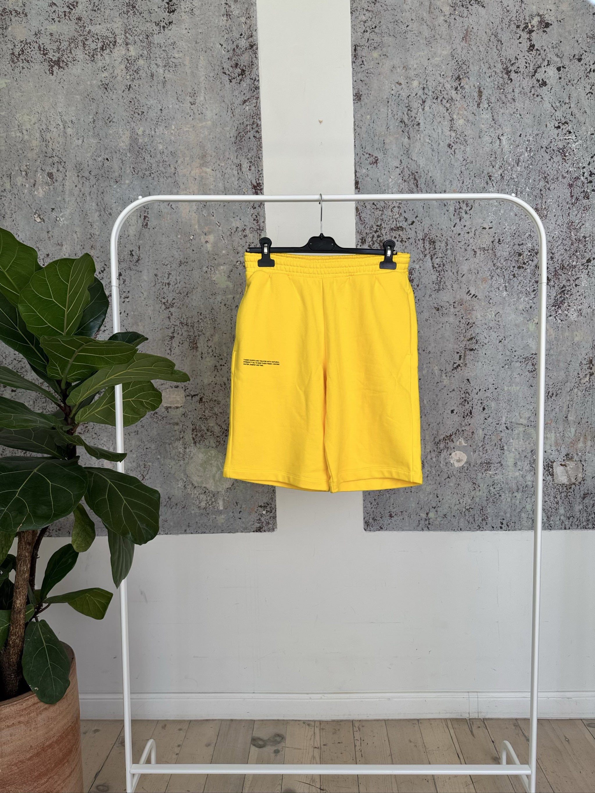 365 Long Shorts - 10000261 - Saffron Yellow - S