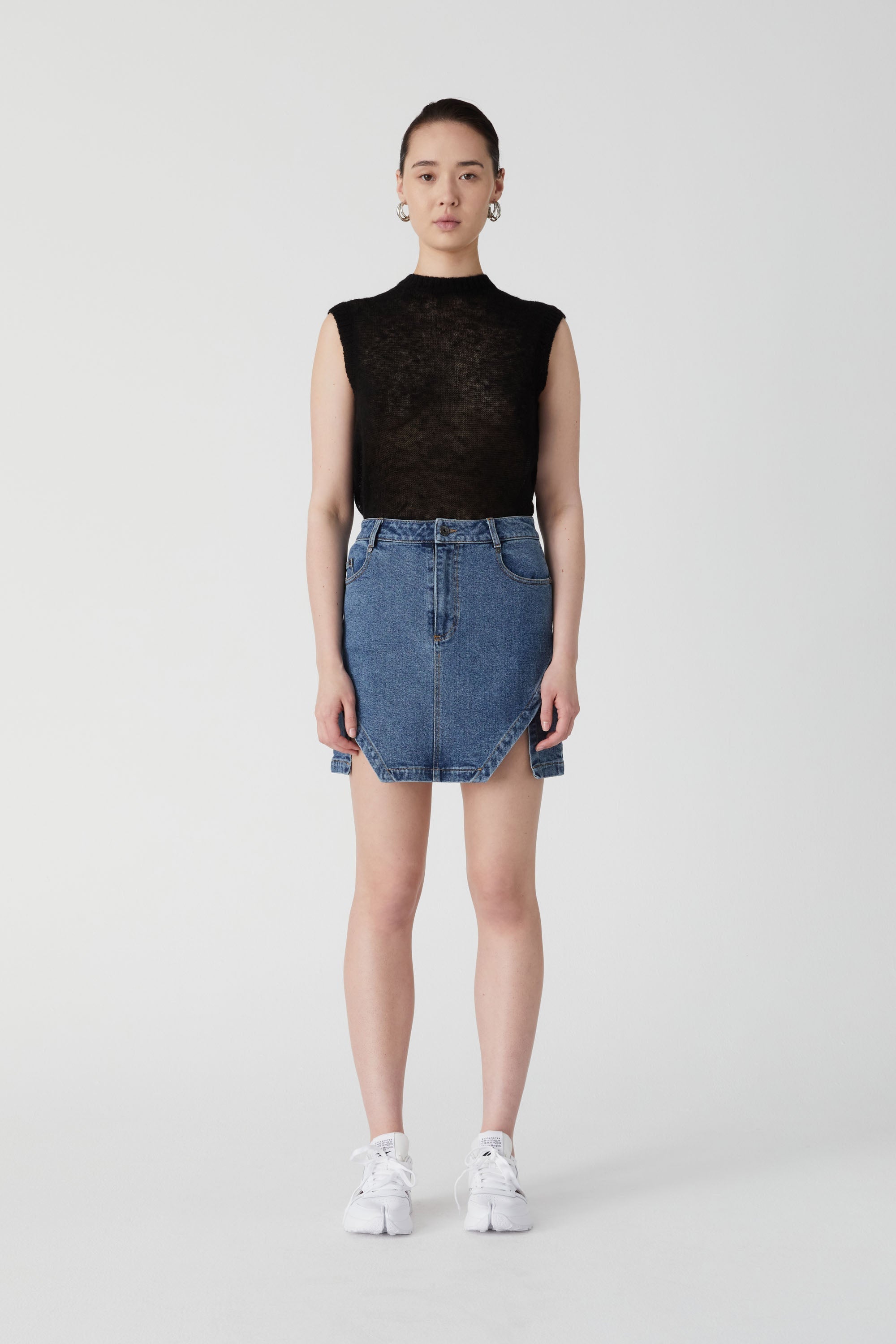 ARROW DENIM SKIRT