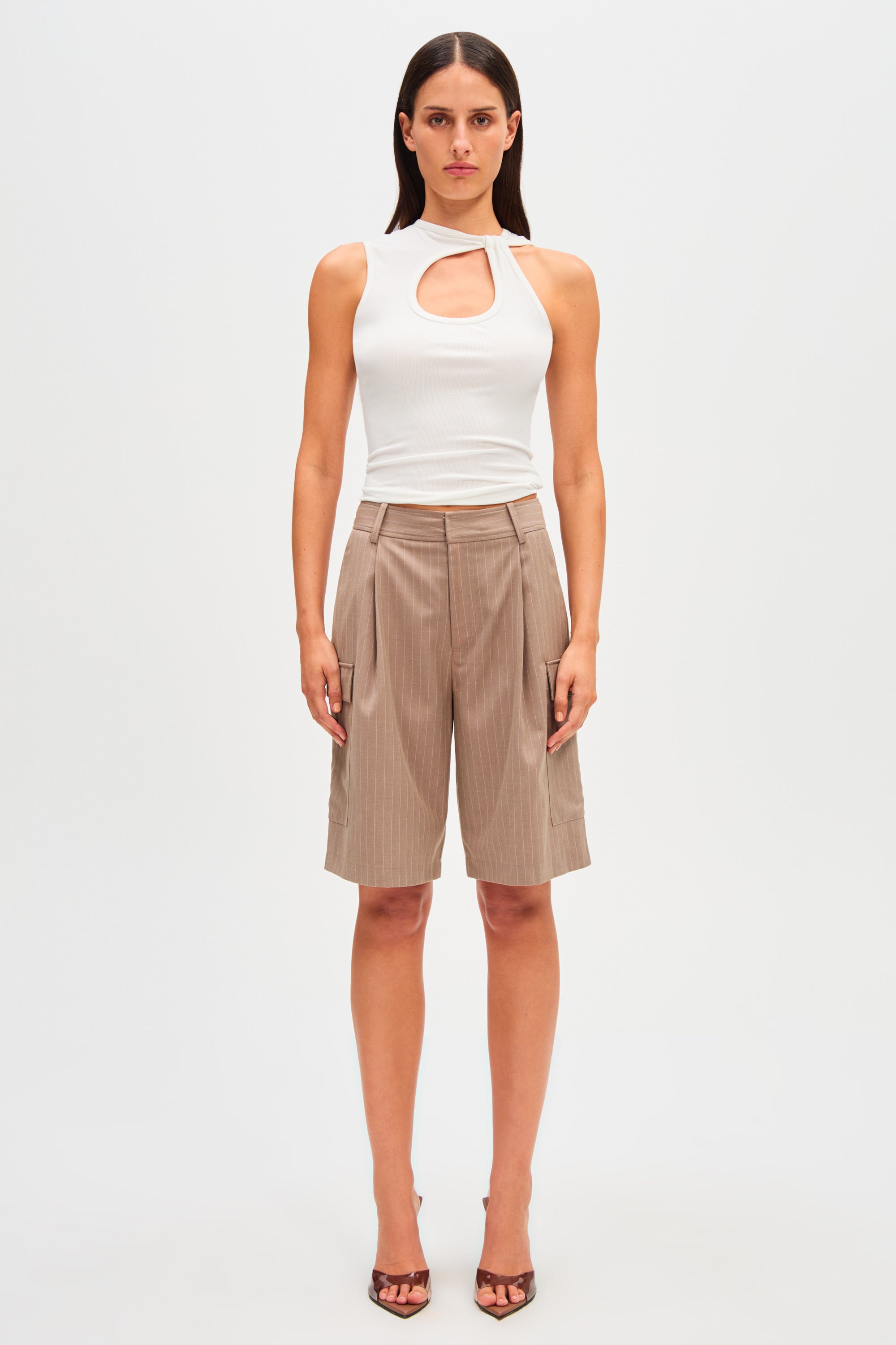 AKIO SHORT