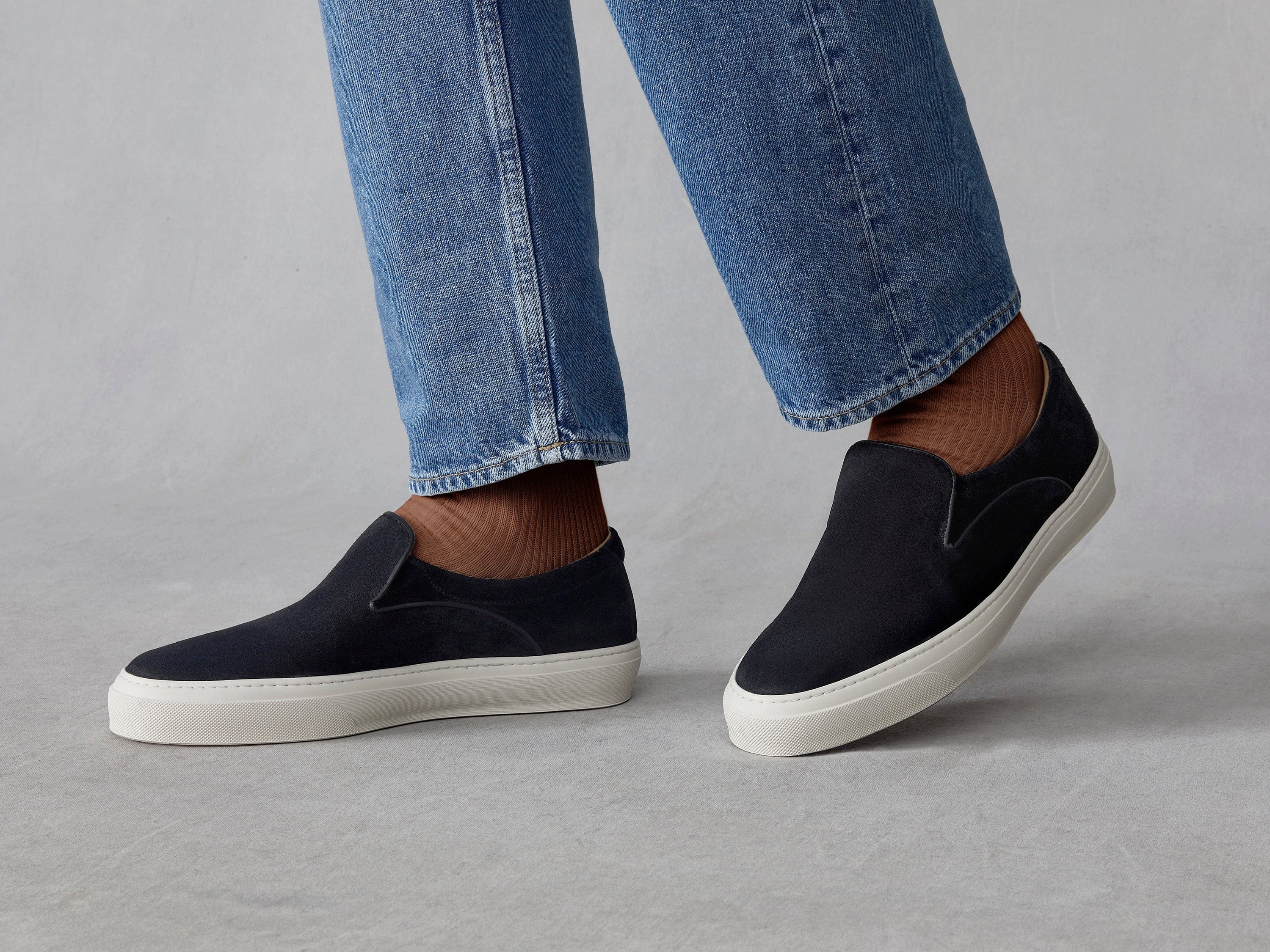 Beat Trainer in Black Glove Suede