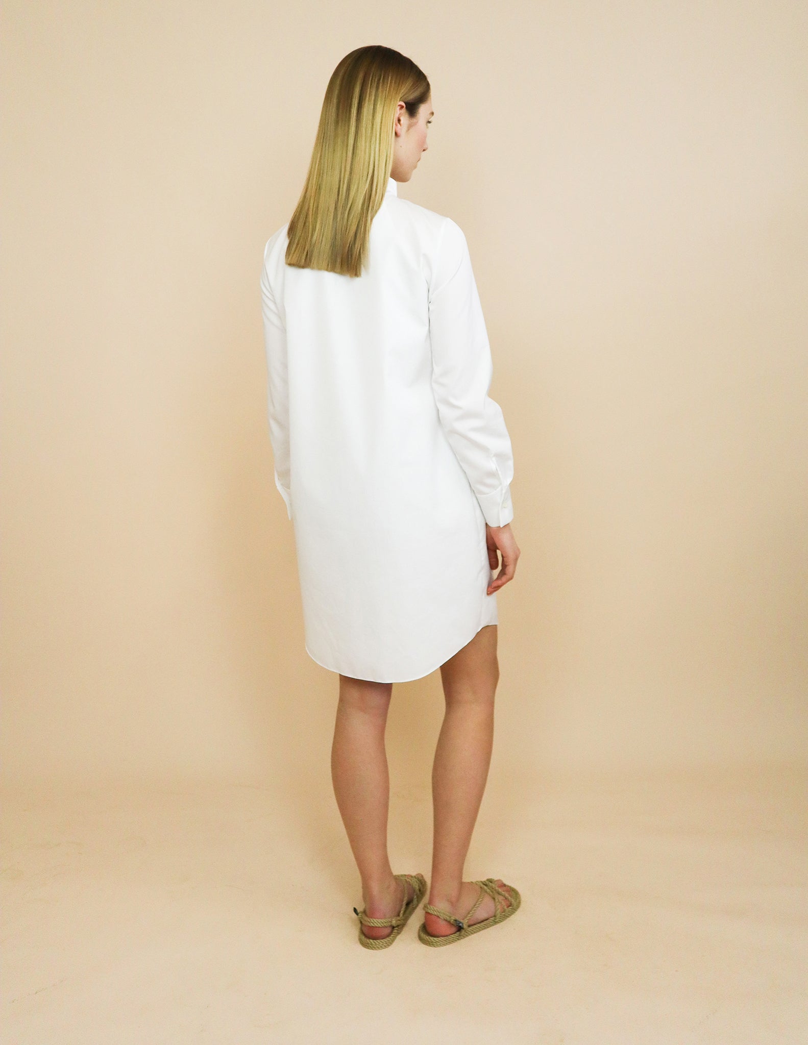 Shirt dress in white