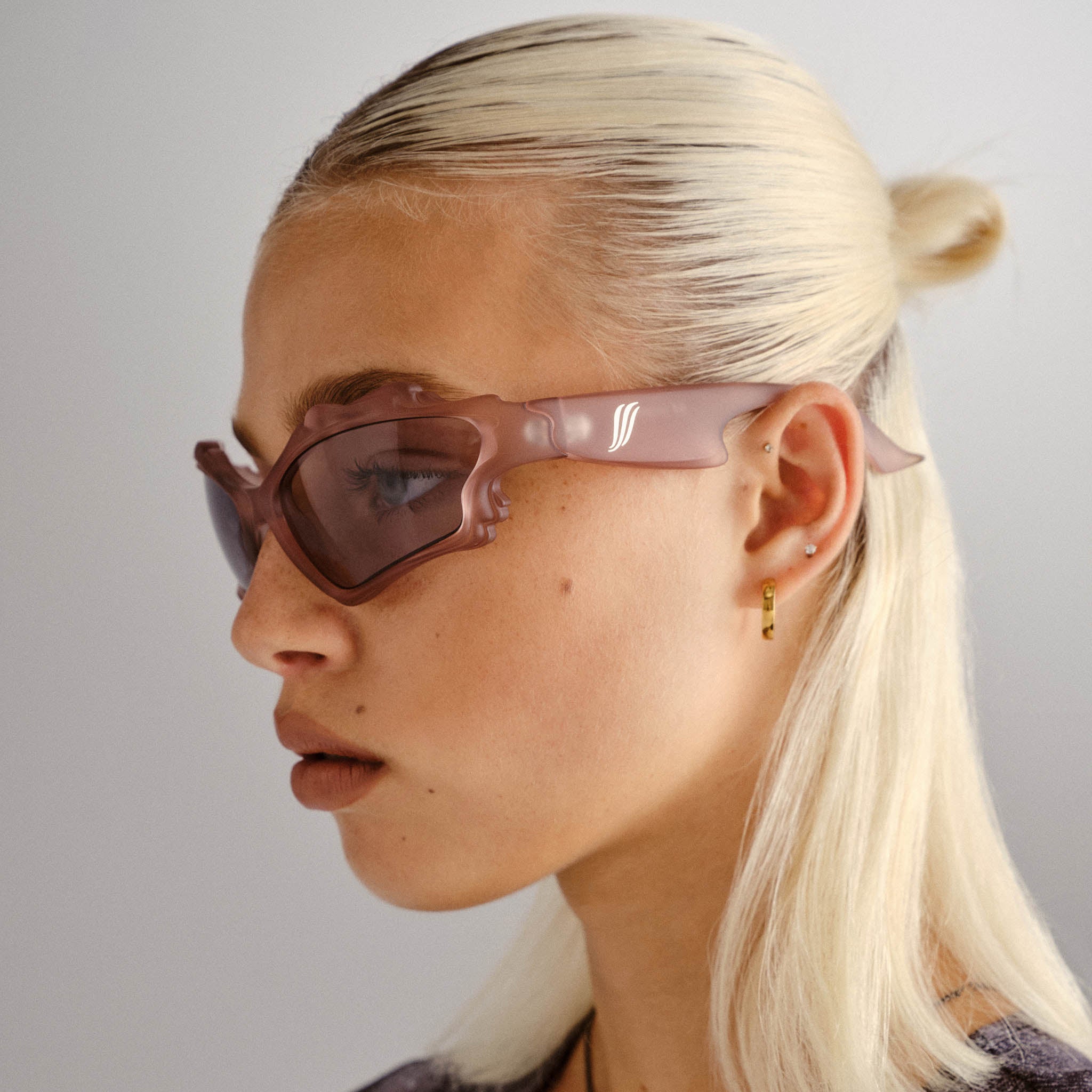LE SIREN LTD EDT | MATTE OYSTER | SMOKEY BLUE TINT | SUNGLASSES