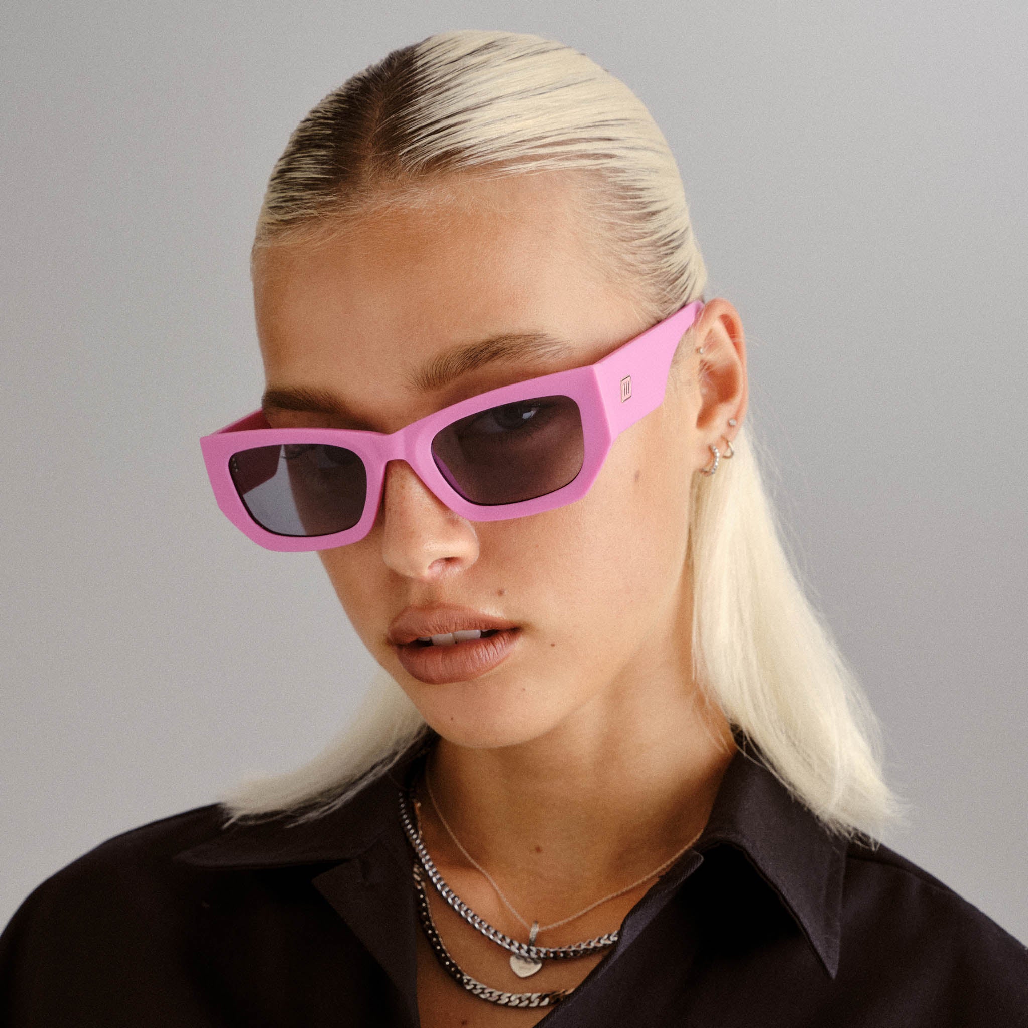 BEACHCOMBER | MATTE BUBBLEGUM PINK | SMOKE TINT | SUNGLASSES