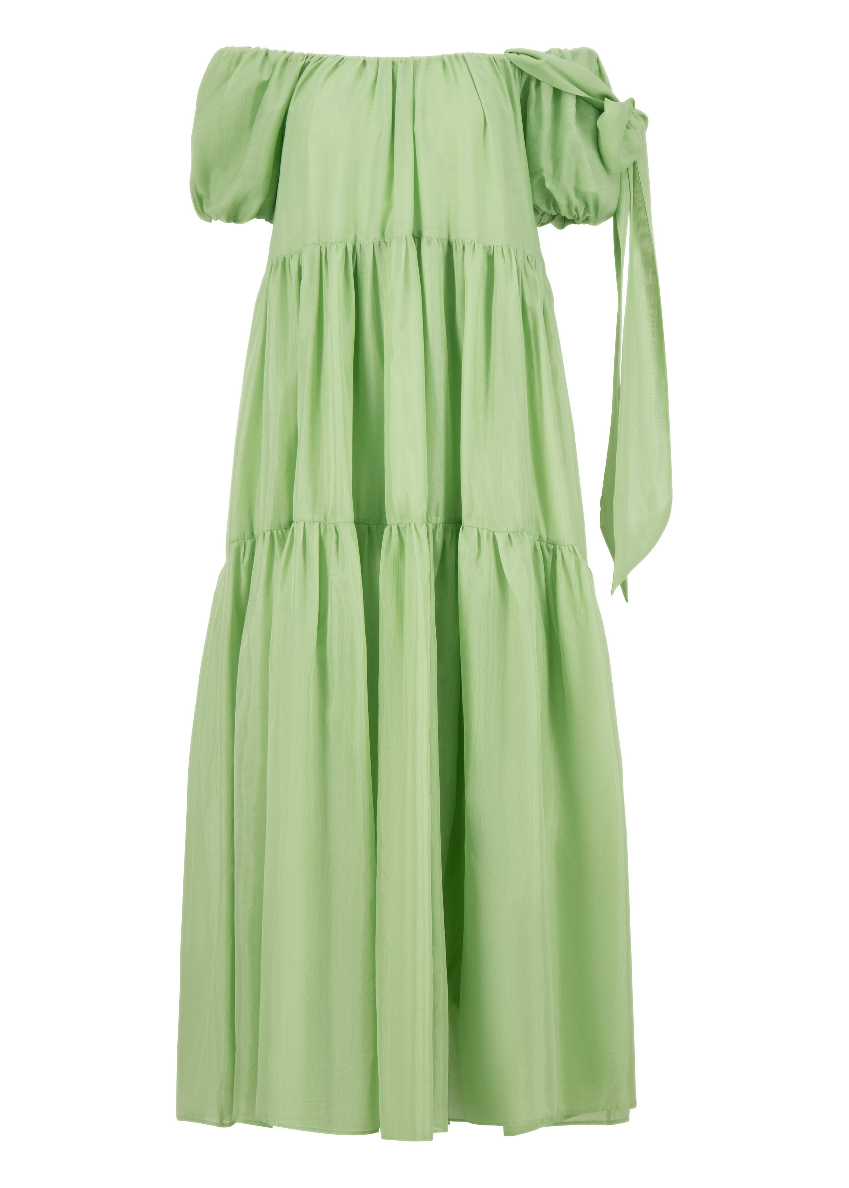 Joanne in Pistachio