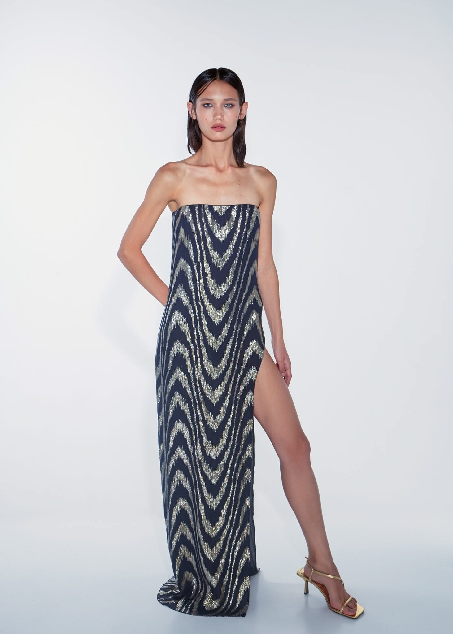 RANIA DRESS - Black and Gold