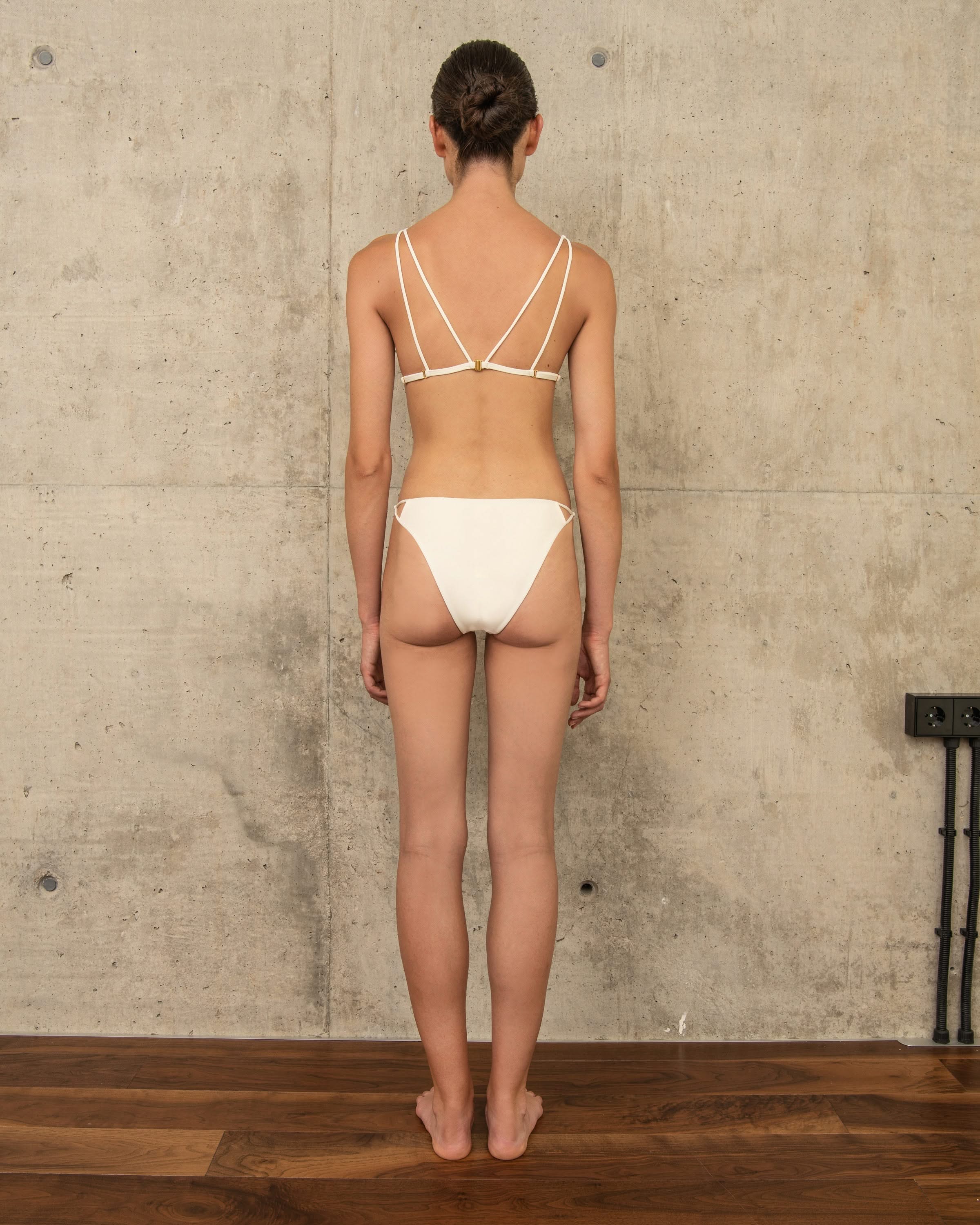 Gigi in ivory